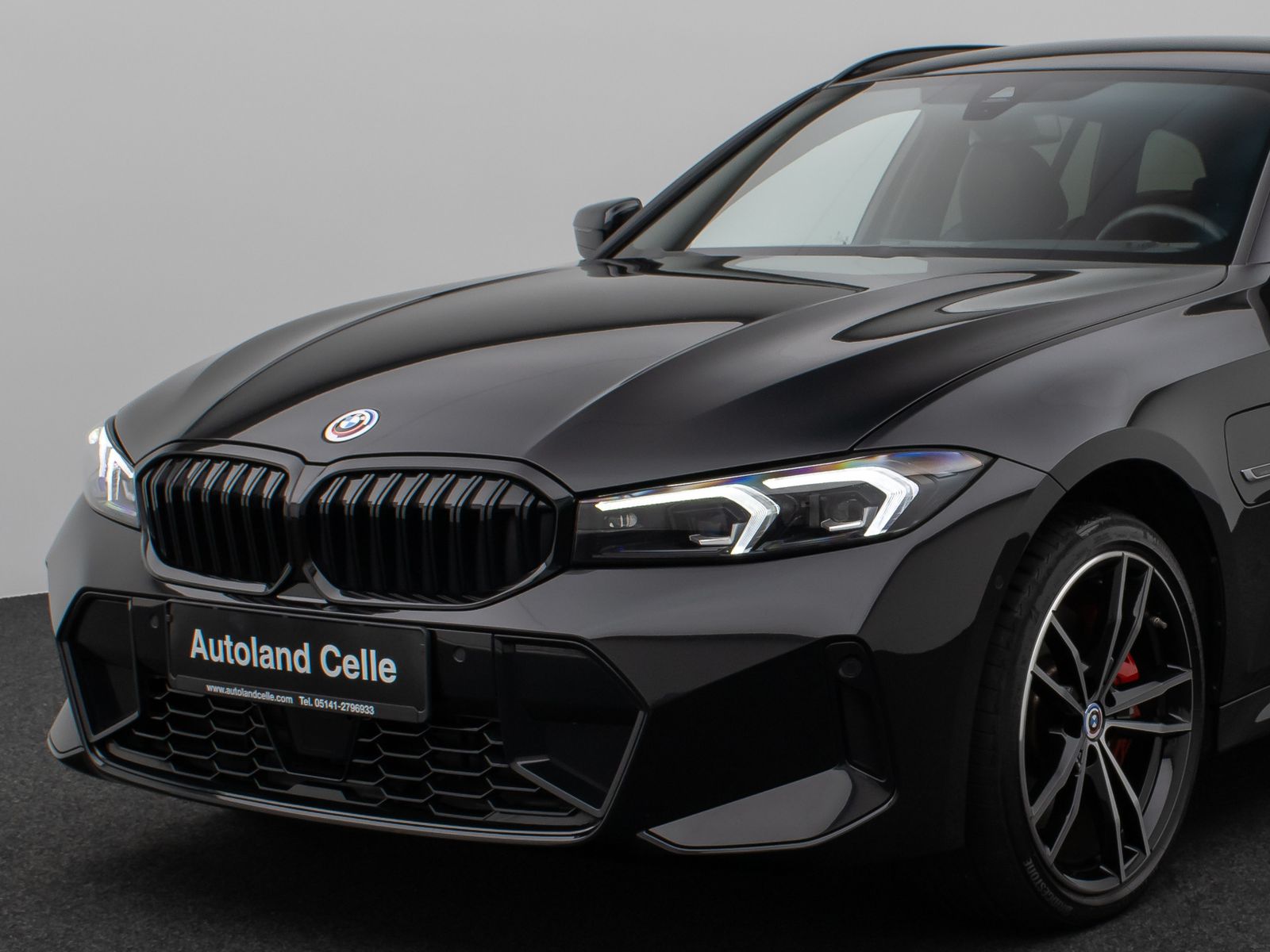 Fahrzeugabbildung BMW 330e xD M Sport Pro Kamera HUD DAB H/K Stop&Go