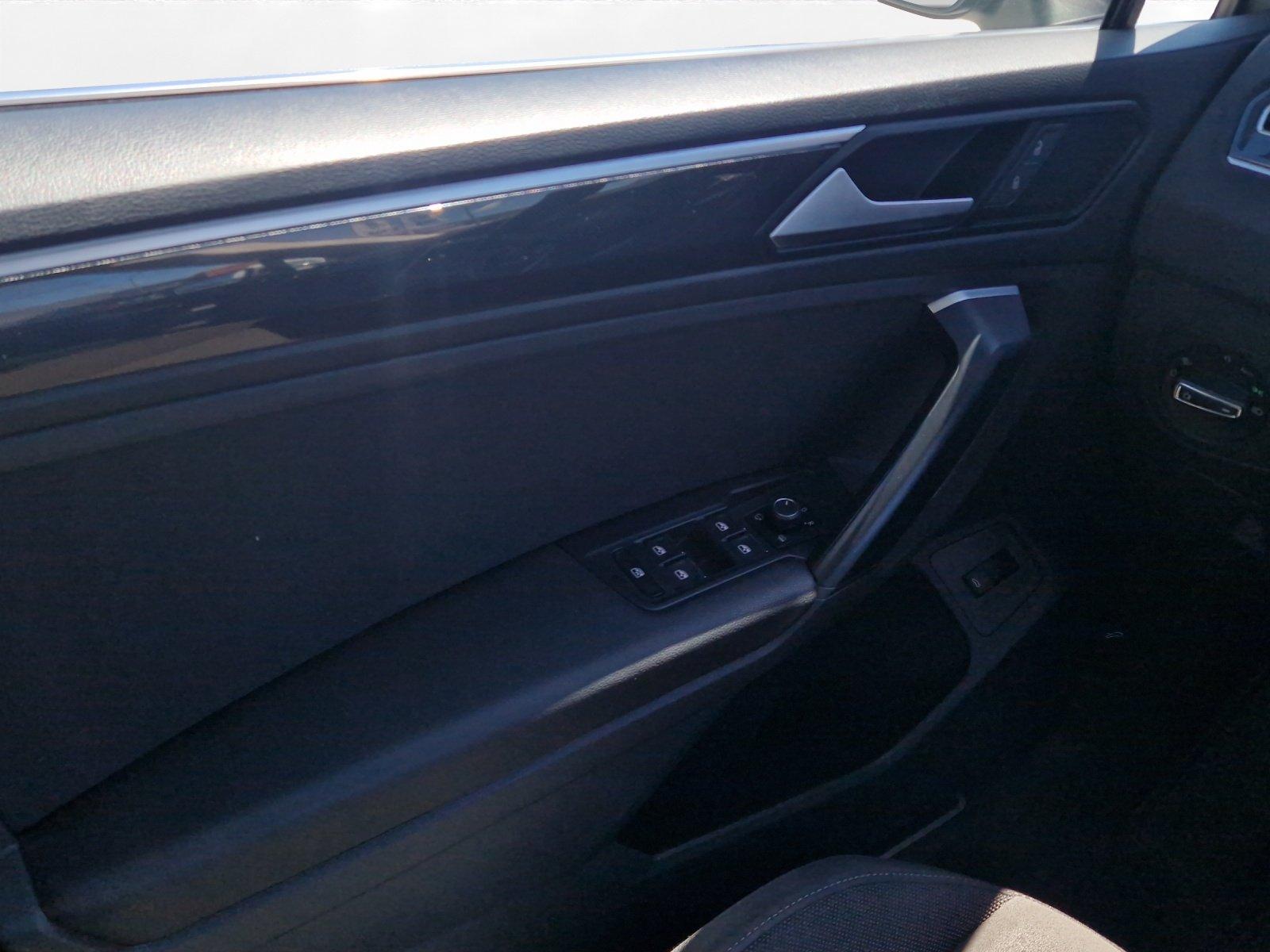 Volkswagen Tiguan 2.0 TDI DSG 4MOTION ELEGANCE, миниатюра 10