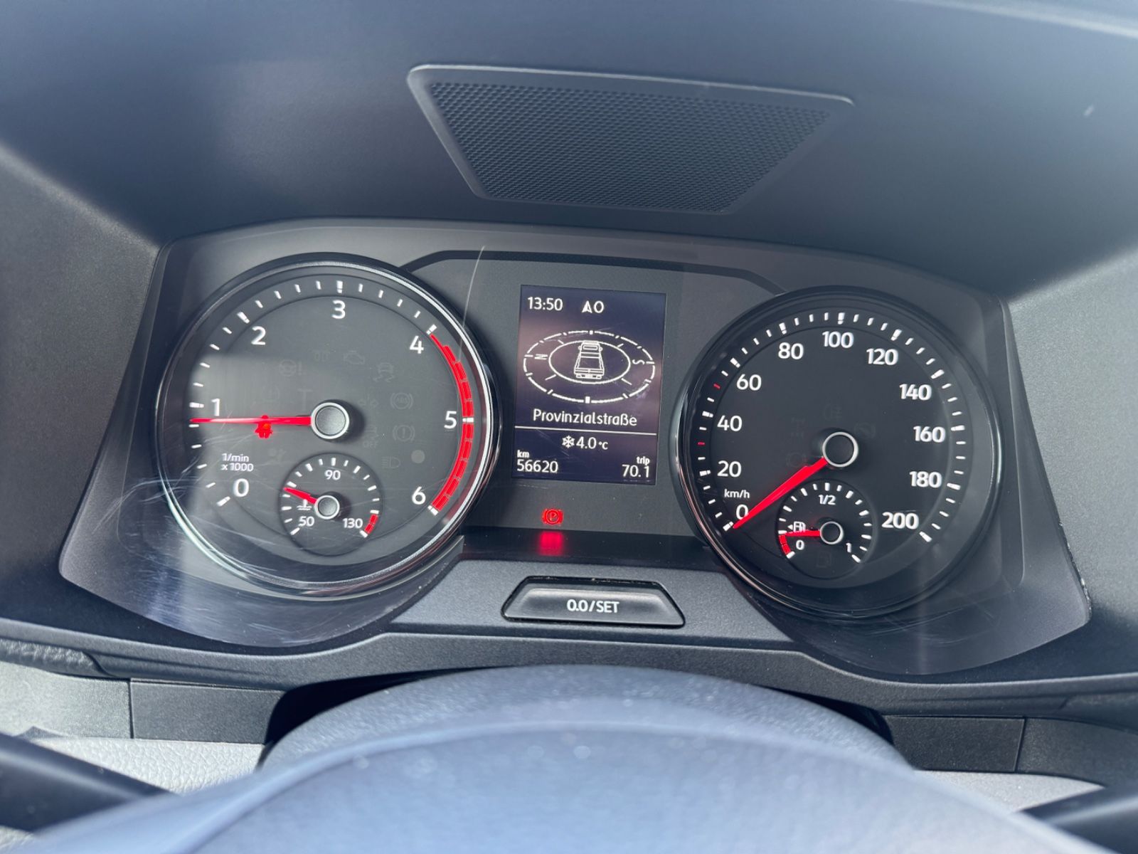 Fahrzeugabbildung Volkswagen Crafter Pritsche 35 lang Garantie 12.2027 Navi