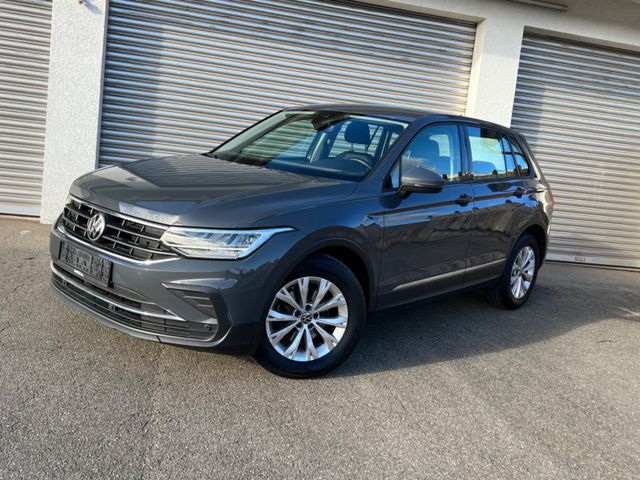 Volkswagen Tiguan 2.0 TDI/DSG/ Navi /Xen/Alu/AHK /Neu model