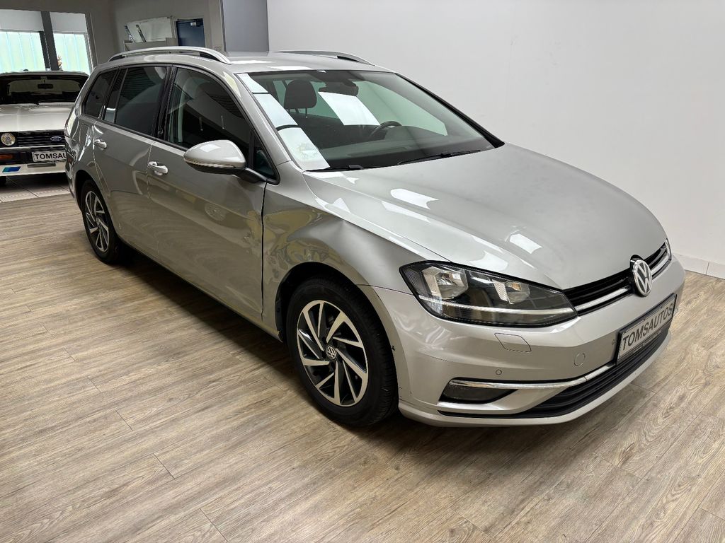 Image of Volkswagen Golf