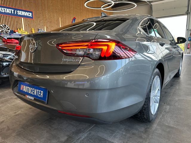 Opel Insignia B*LKHZ*2-ZONEN*LED*CARPLAY*CAMERA*