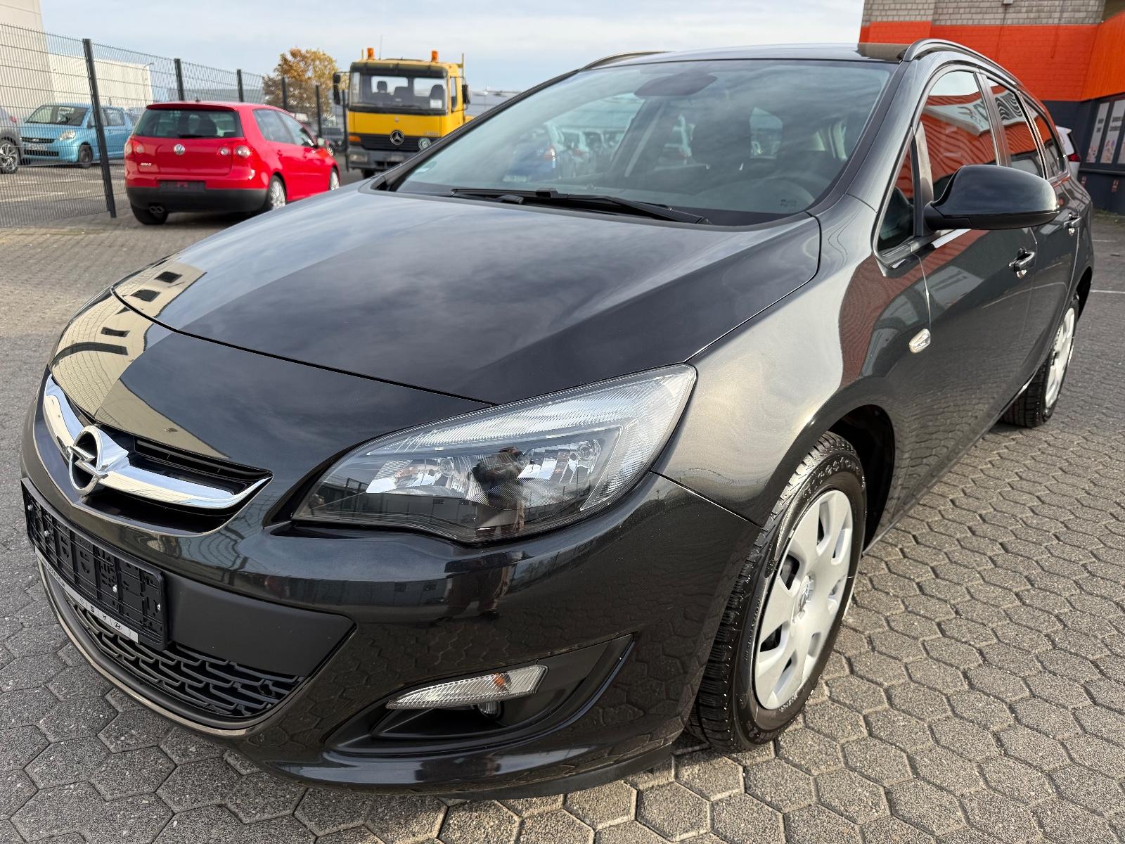 Opel Astra J Sports Tourer Edition