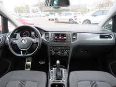 VW GOLF SPORTSVAN VII Allstar*1.H+NAVI+TEMP+PDC* Bild 3