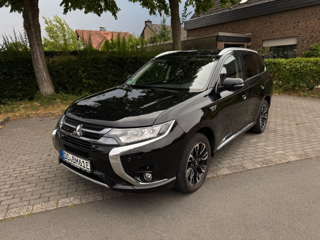Image of Mitsubishi Plug-in Hybrid Outlander