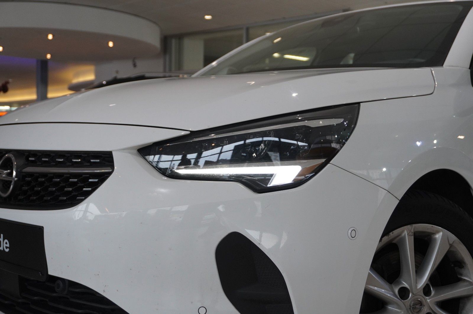 Fahrzeugabbildung Opel Corsa F 1.2T ELEGANCE NAVI/LED/KAMERA/VIRT/SPORT