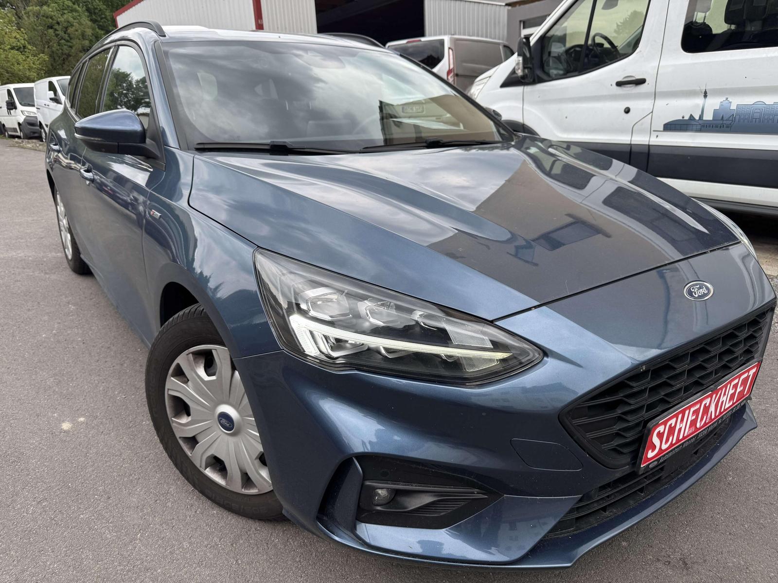 Ford Focus Cool/Kamera/Navi/Temp./SHZ/LHZ/Klima/Touch