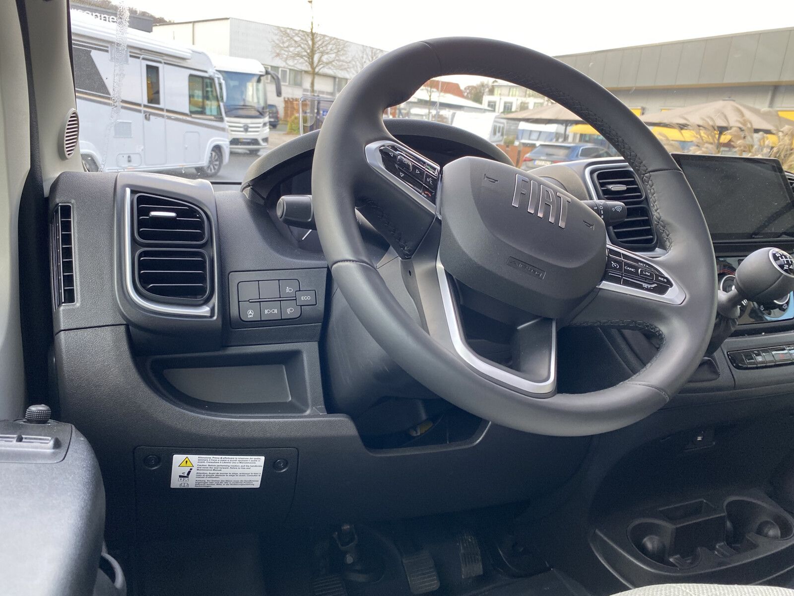 Fahrzeugabbildung Weinsberg CaraCompact EDITION PEPPER 600 MEG Dachklima