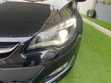 Opel JSportsTourer,KlimaA,NAVI,PDC,SHZ,MFL,TOP - Opel Astra: Kombi, J