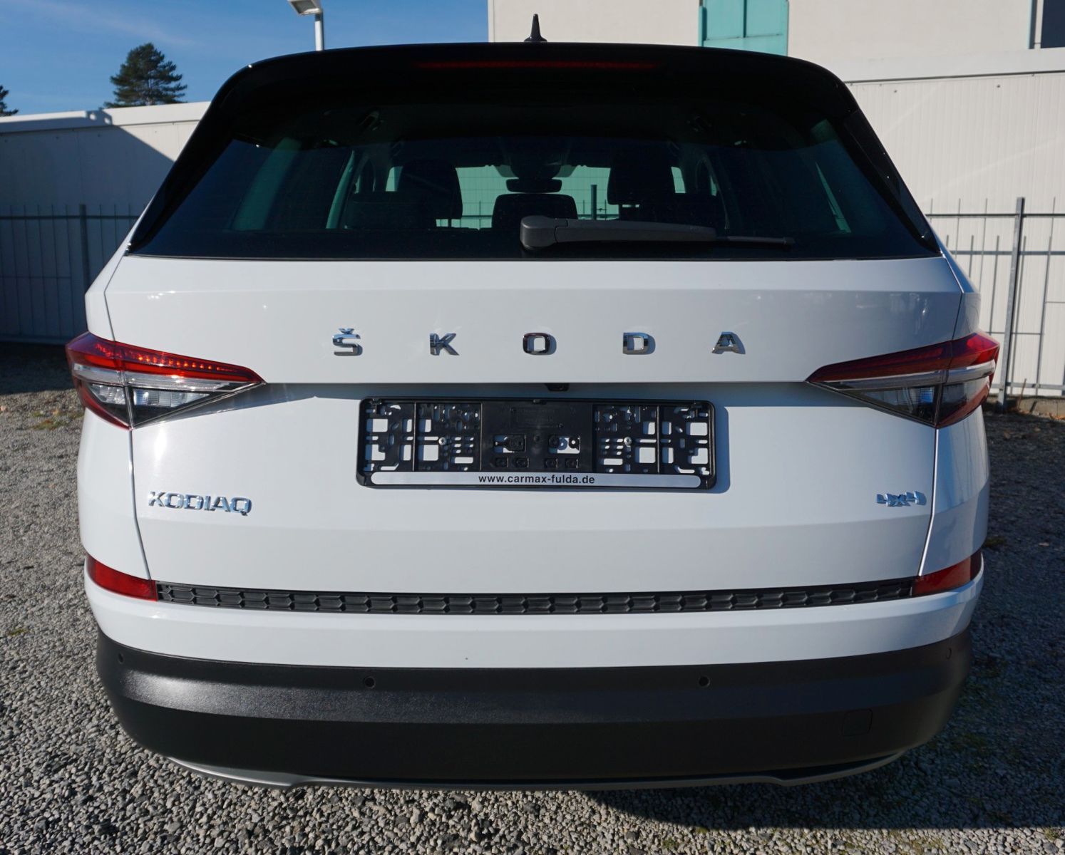 Fahrzeugabbildung SKODA Kodiaq Tour 4x4, LED,Navi,Kamera,SH,DAB,AHK