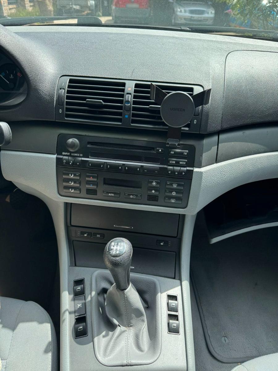 BMW 318 2004 — engine 143 HP (105kW)