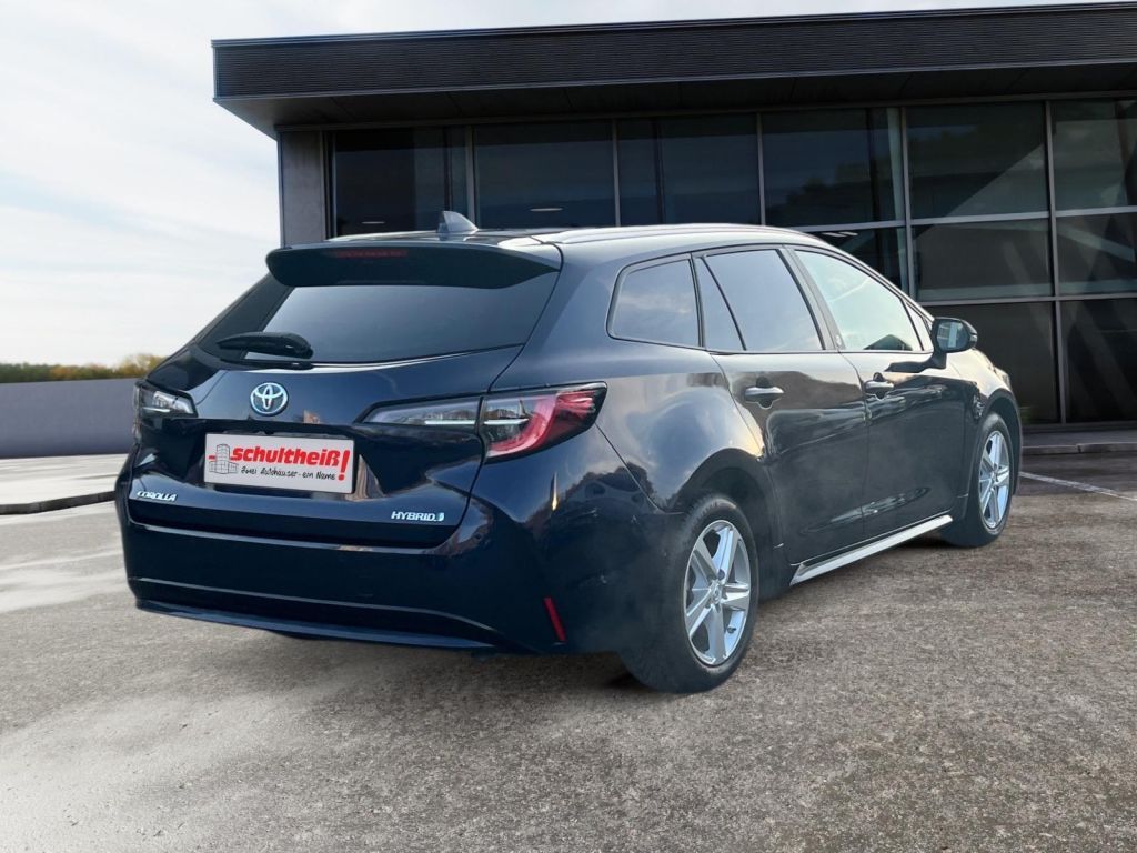 Fahrzeugabbildung Toyota Corolla 1.8 Hybrid Touring Sports Team Deutschla