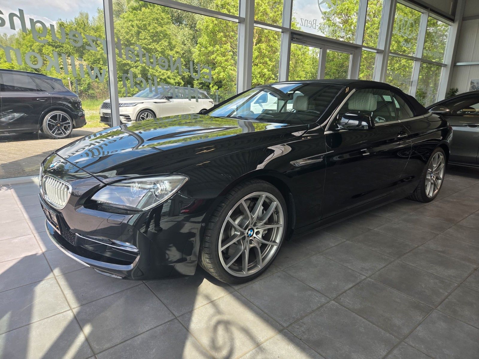 Fahrzeugabbildung BMW 650 Baureihe 6 Cabrio 650 i exclusive