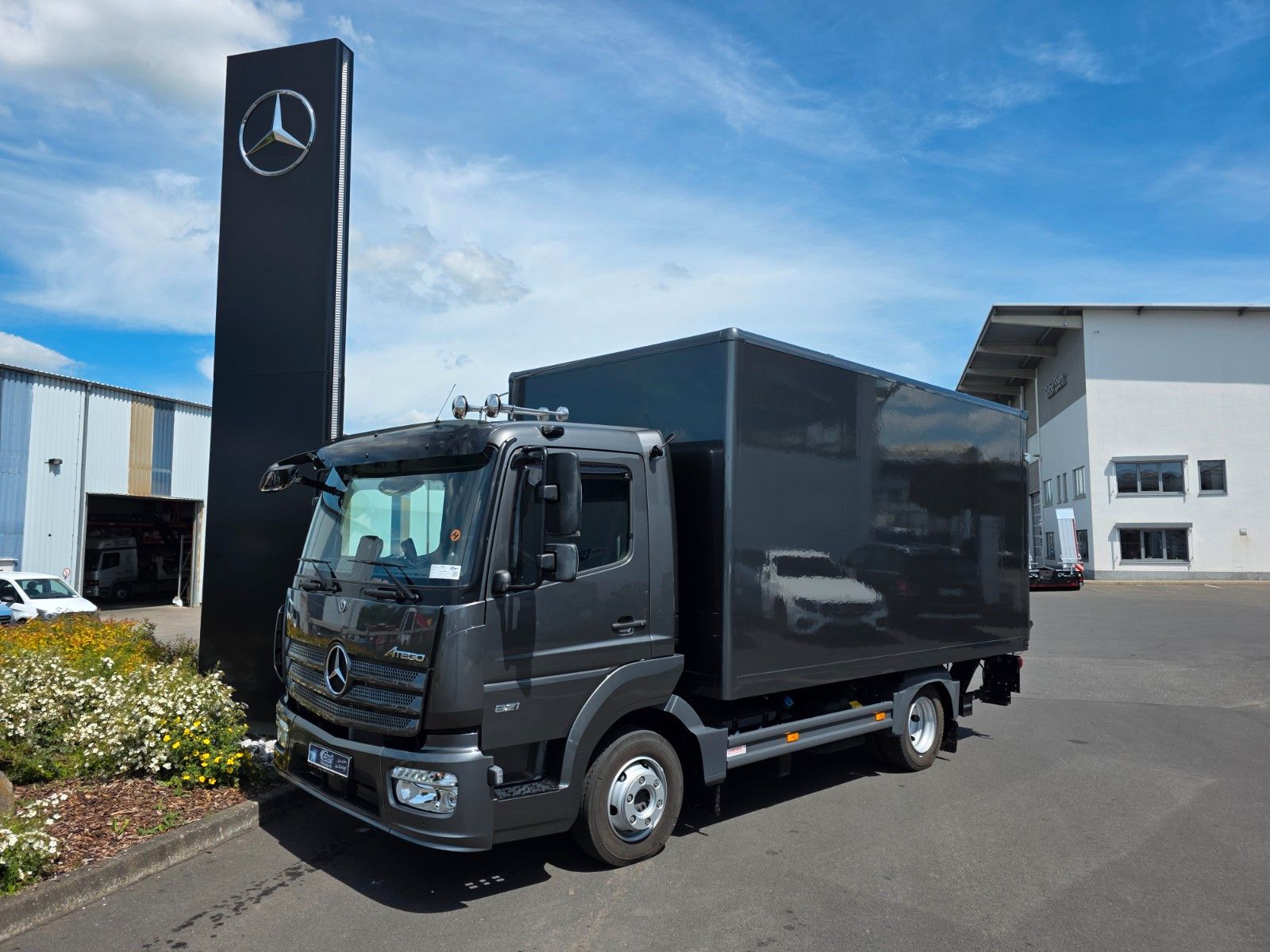 Fahrzeugabbildung Mercedes-Benz Atego 821 L LBW 1.500kg Standheizung Kamera