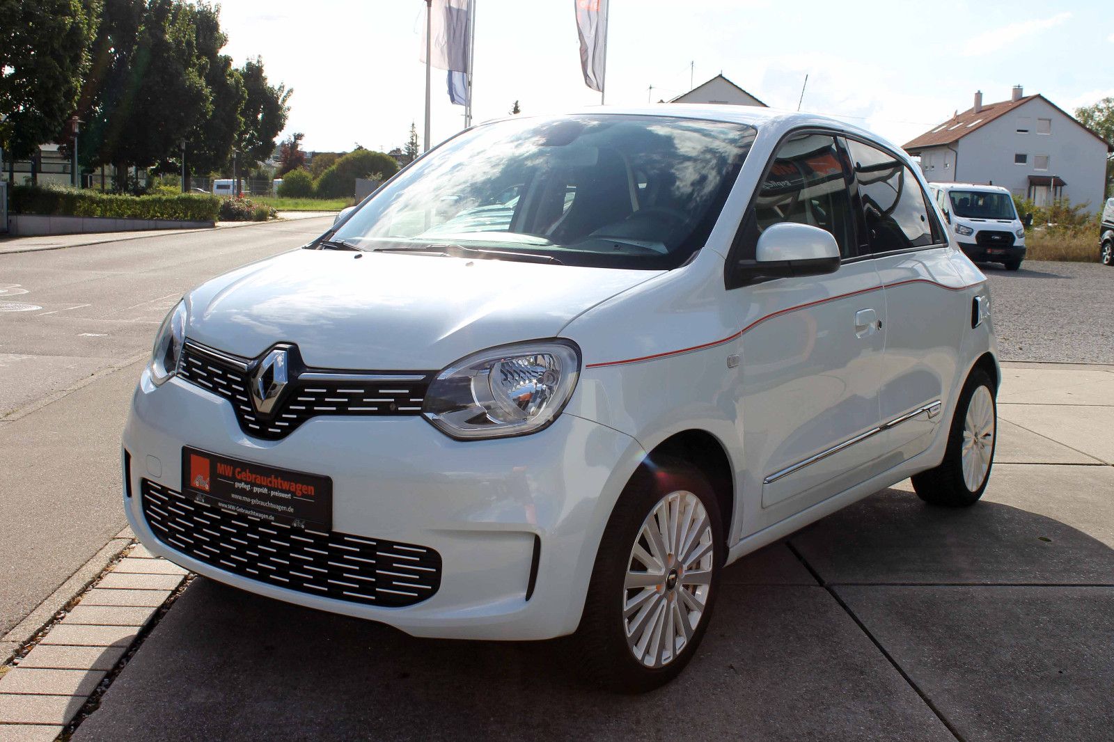 Fahrzeugabbildung Renault Twingo Vibes Electric 21kWh KAM PDC SHZ KLIMA BT