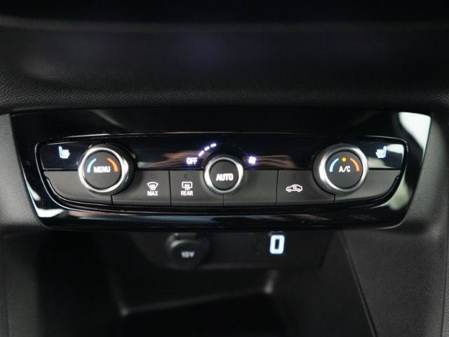 Corsa F FACELIFT GS+NAVI+RÜCKFARHKAMERA+KEYLESS+