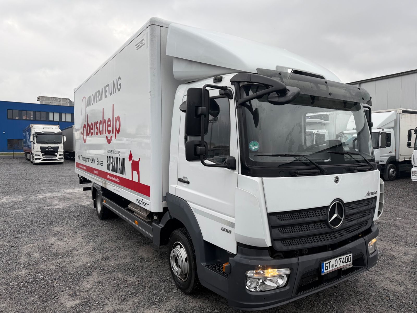 Fahrzeugabbildung Mercedes-Benz Atego 818 L Koffer LBW
