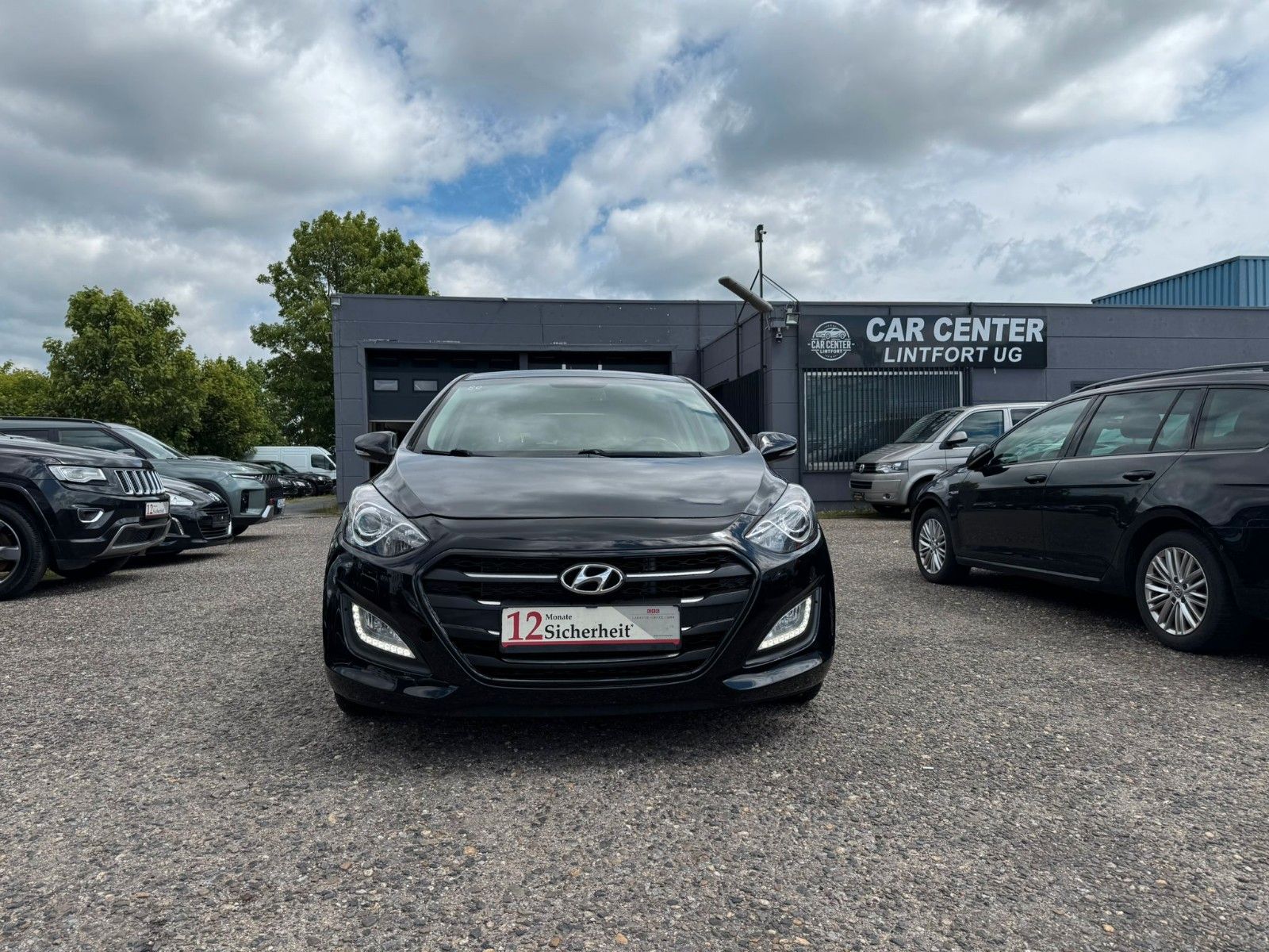 HYUNDAI i30