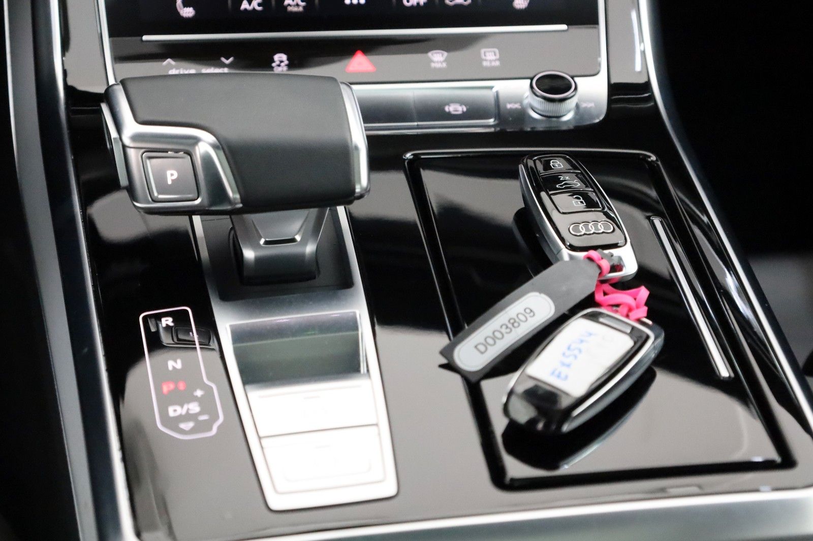 Fahrzeugabbildung Audi Q7 50 TDI quattro S line,Kame.,ACC,HUD,Panor,B&O