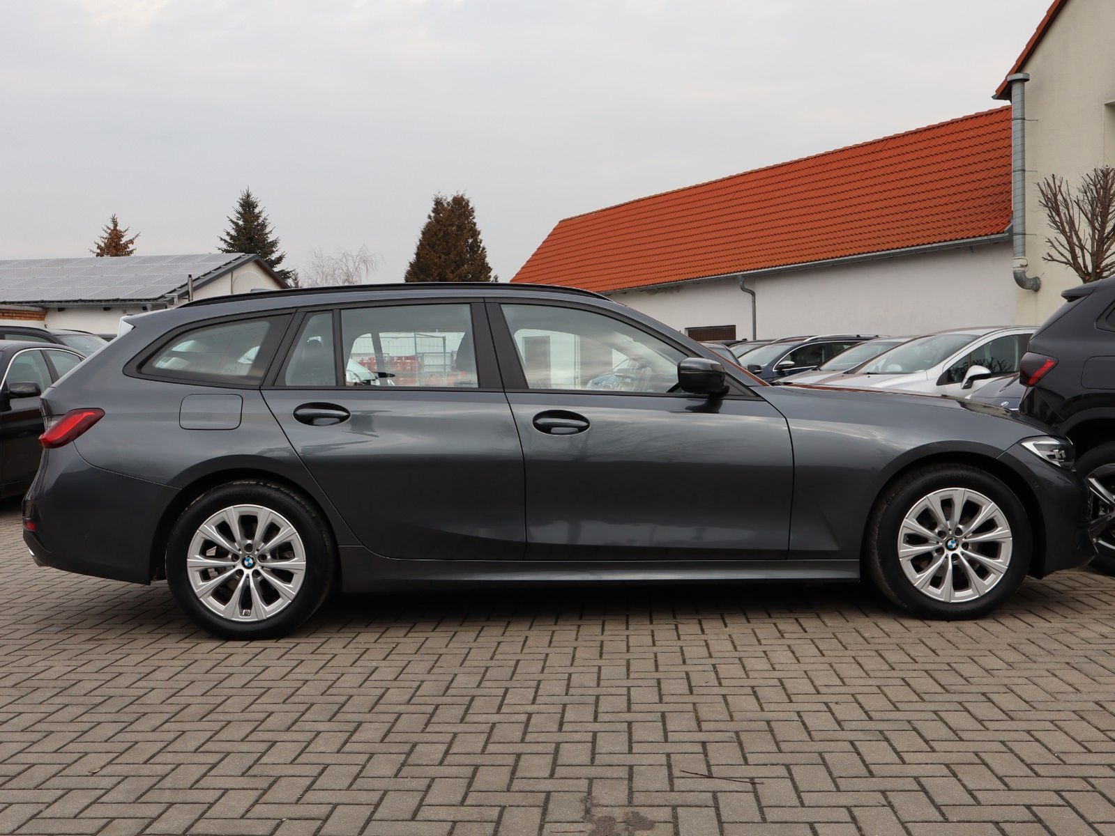 BMW 318i Touring Advantage Auto foto 7