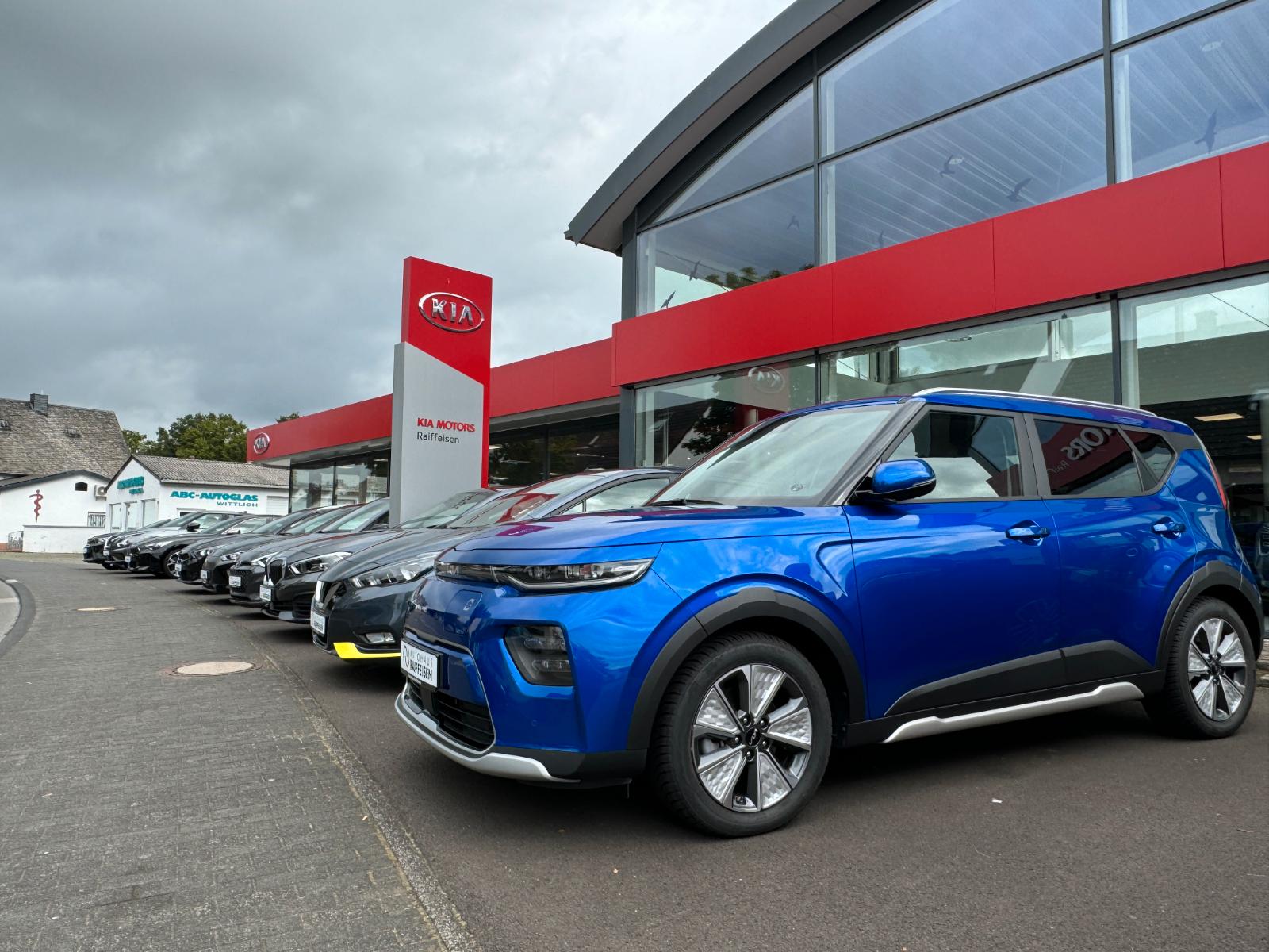showroom-image-main