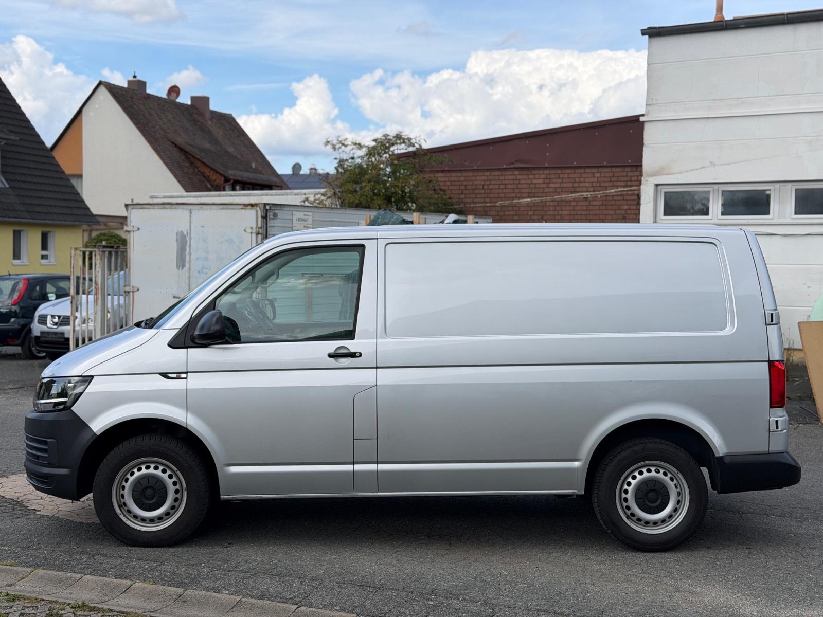 VOLKSWAGEN T6 TRANSPORTER 2.0 TDI 102CH - BVM - 3 PLACES - 1ERE MAIN - HISTORIQUE ENTRETIEN COMPLET