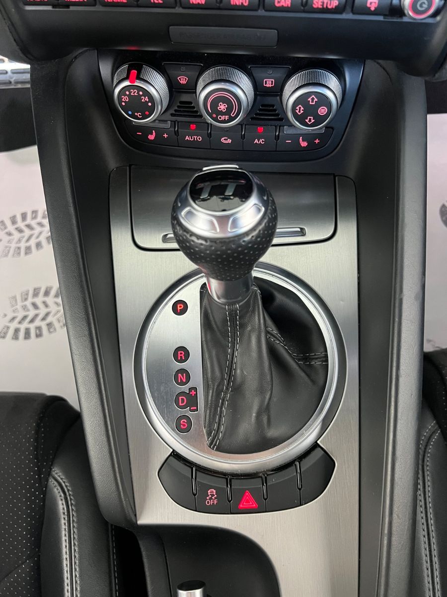 Fahrzeugabbildung Audi TT Coupe/ quattro 2.0 TFSI S line Competetion