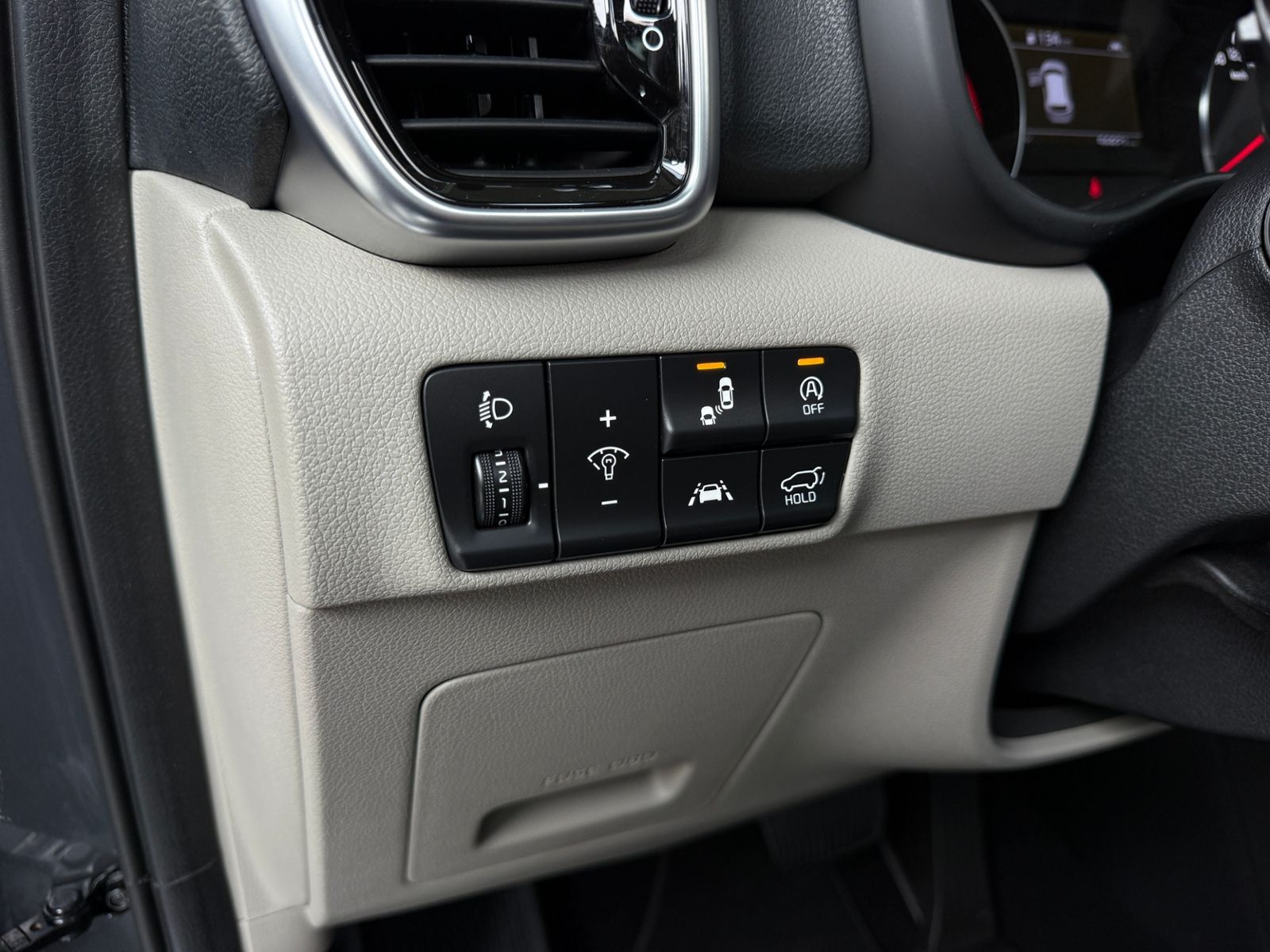 Fahrzeugabbildung Kia Sportage Platinum Edition 4WD PANO LED NAVI