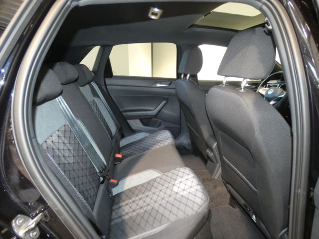 Polo 1.0 TSI R-Line DSG PANO KAMERA GARANTIE