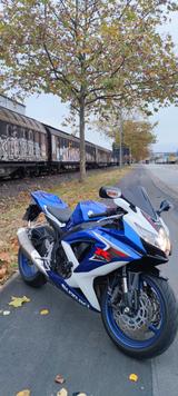 Suzuki GSXR 750 K8 - SUZUKI GSXR K7