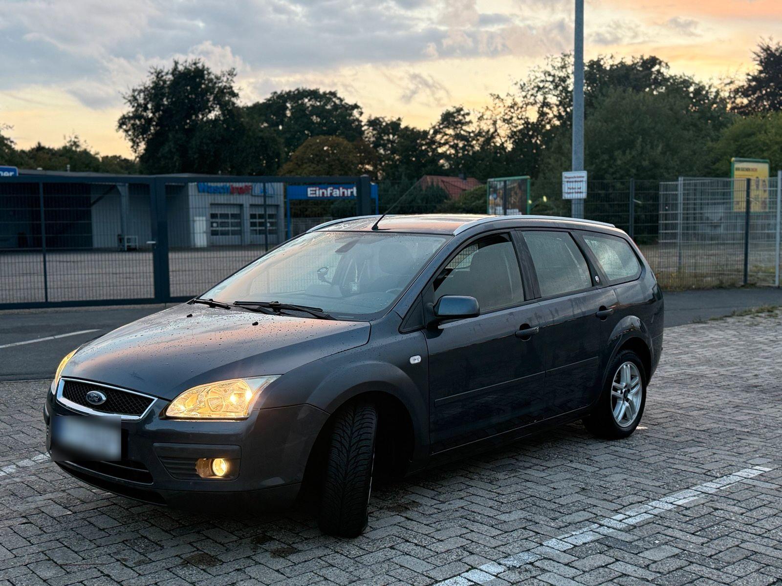 Ford Focus 2006 — photo 8