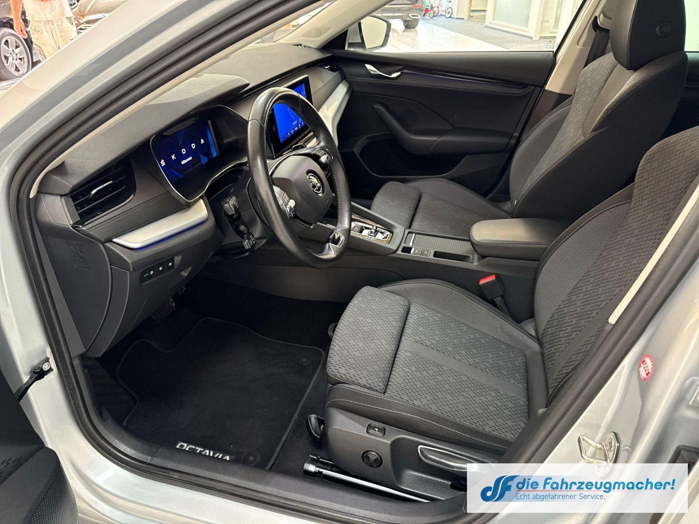Fahrzeugabbildung SKODA Octavia Combi Clever 2.0 TDI DPF EU6d