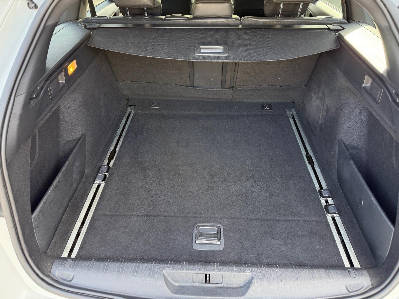 Peugeot 308 SW GT Diesel Pano Navi Kamera SHZ Alcantara
