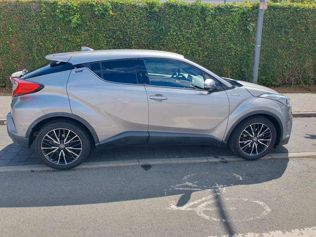 Image of Toyota C-HR