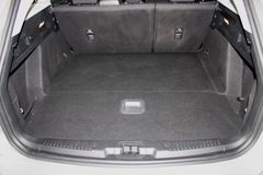 Fahrzeugabbildung Ford Focus Cool & Connect NAVI + WinterPaket + PDC