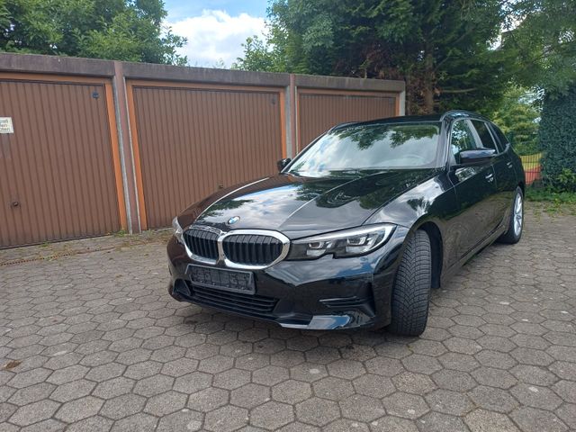 BMW 318d Touring  