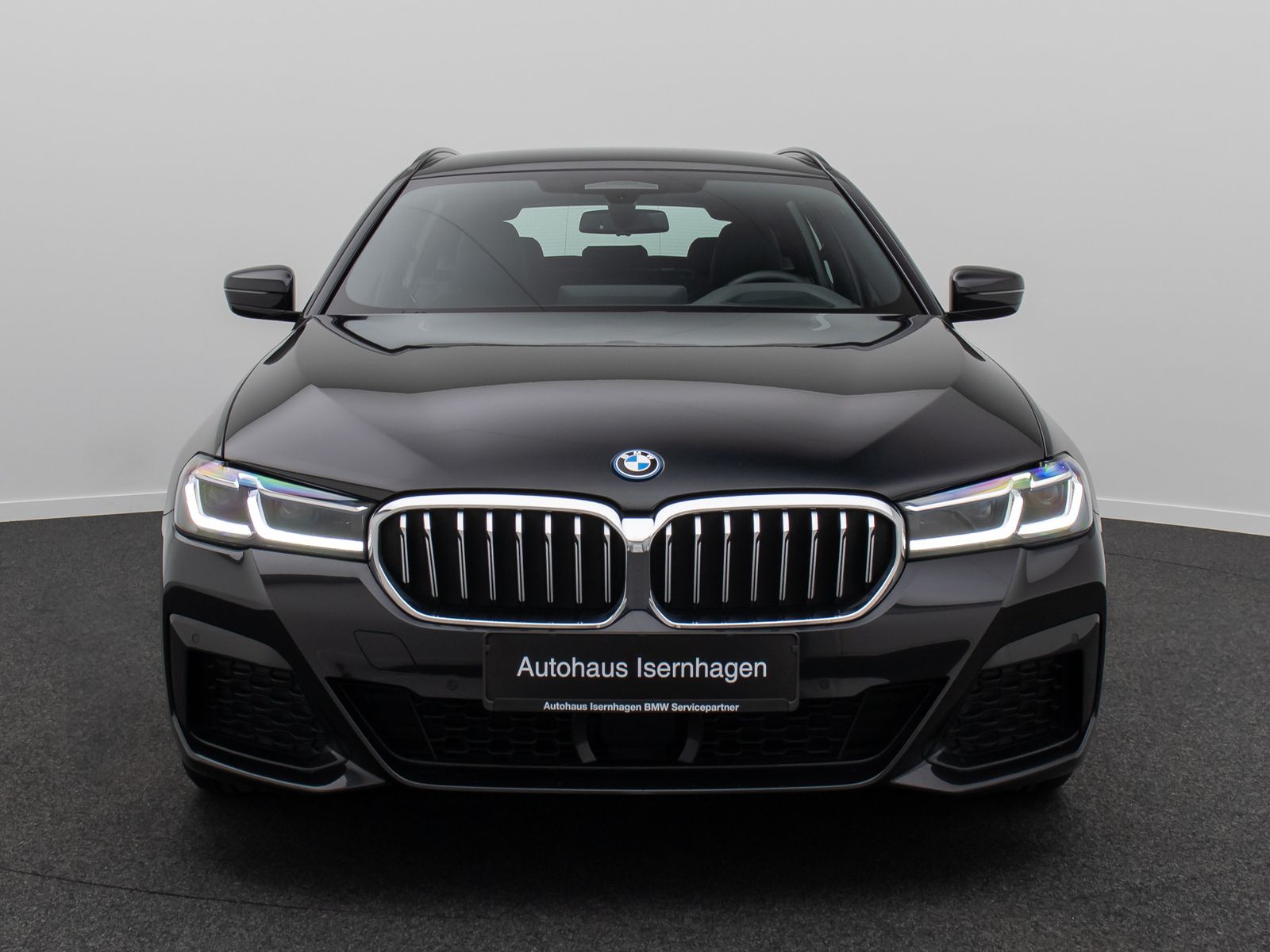 Fahrzeugabbildung BMW 530e xD M Sport HUD Komfort Laser 4xKlima DAB