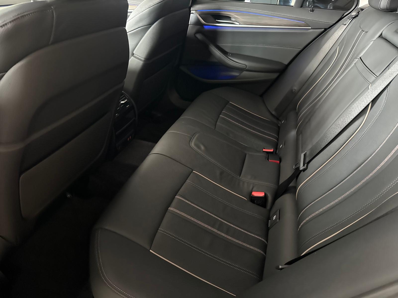 BMW 530 I Touring  Luxury Line LCI,Panoramadach,HUD,