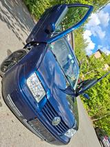 Volkswagen Bora 2.3 V5 Highline Variant Highline  - Volkswagen Bora Highline mit Benzin-Antrieb