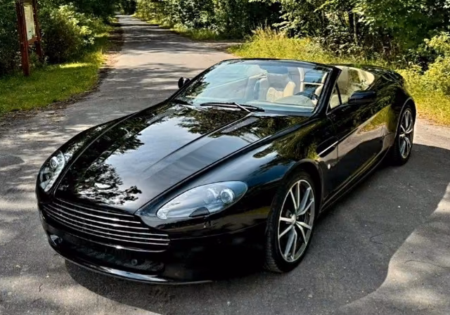 Aston Martin V8 Roadster 4.7 Sportshift Service & Tüv Neu!