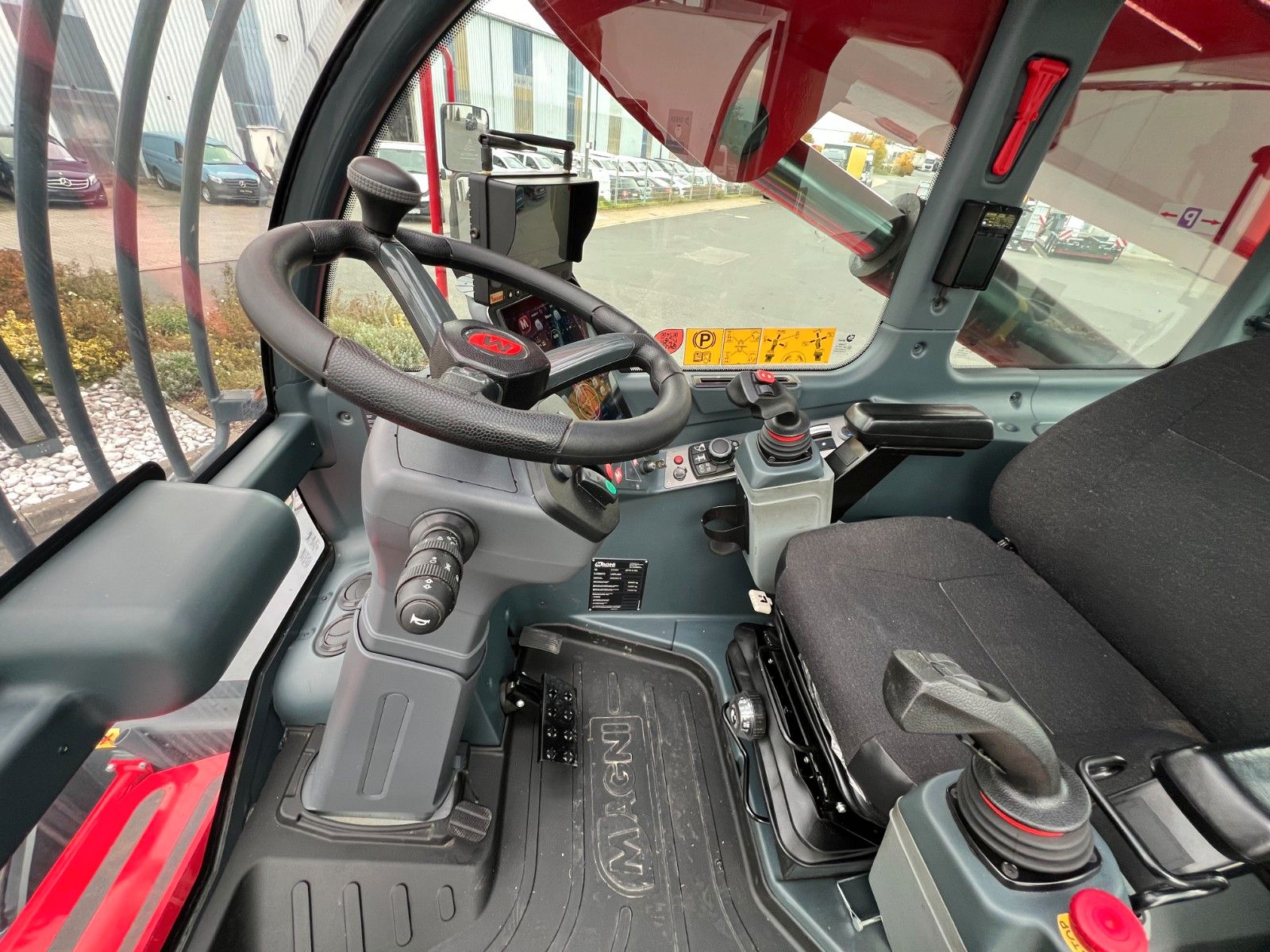 Fahrzeugabbildung Andere Magni RTH 6.30 SH / Fällkran / Westtech CS750