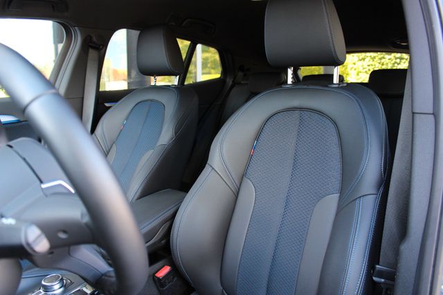 BMW X2 xDrive 18 d M Sport / BUSINESS / H&K / KAMERA