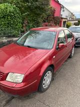 Volkswagen Bora 2.3 V5 - TÜV NEU - Volkswagen Bora mit Benzin-Antrieb: Limousine, V5
