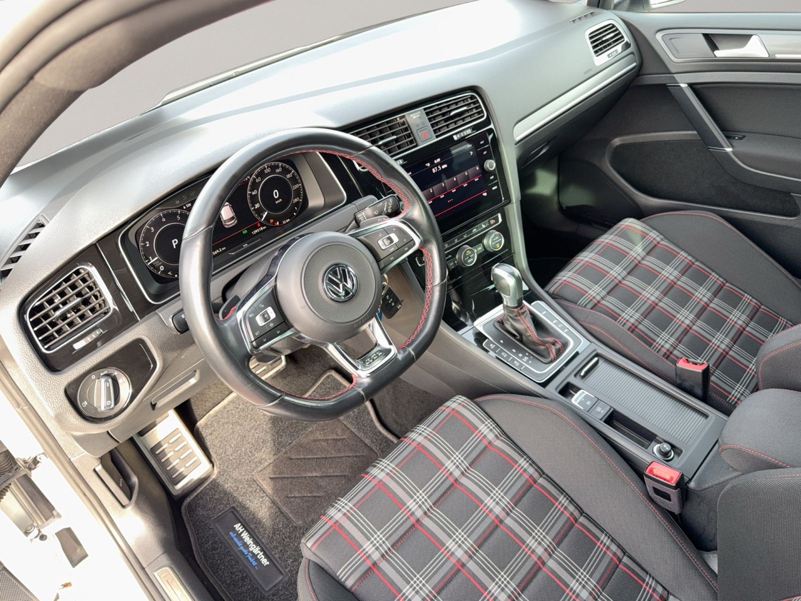 Golf VII GTI Performance, AHK, ActiveLighting, A