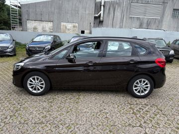 BMW 216 - 10