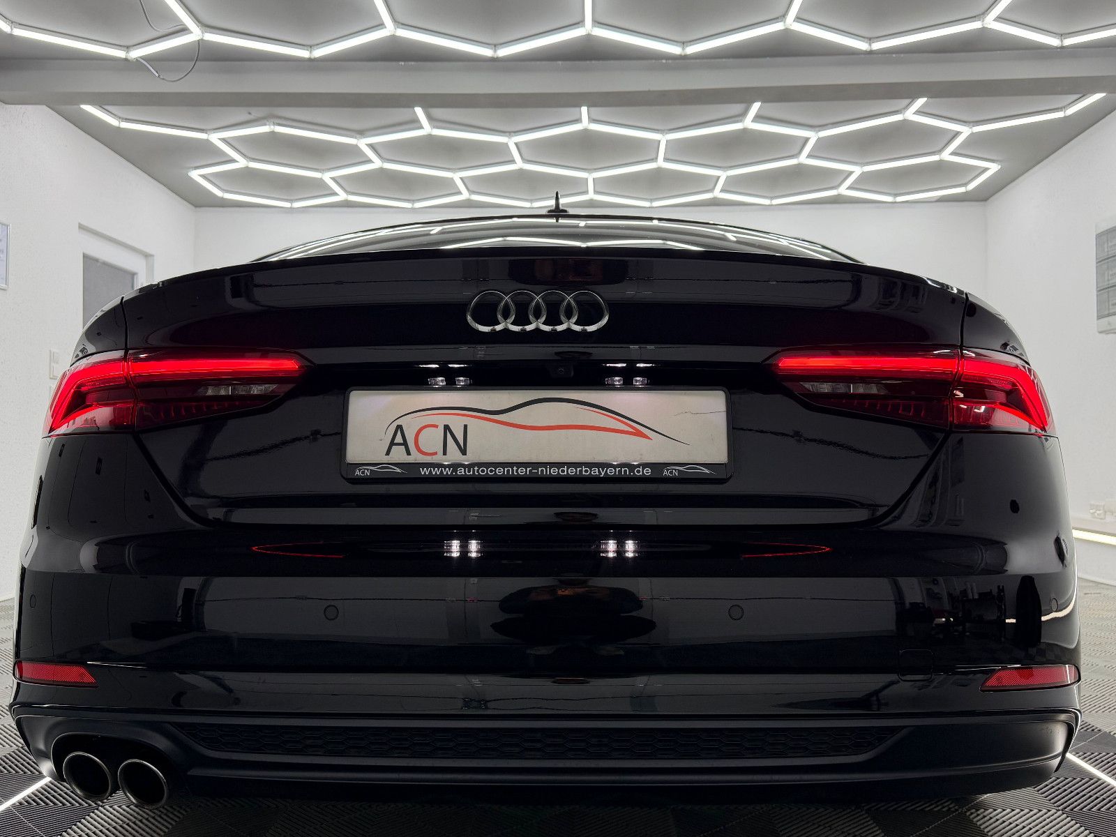 Fahrzeugabbildung Audi A5 Sportback 2.0 TDI S-LINE/360*/B&O/MASSAGE/ACC