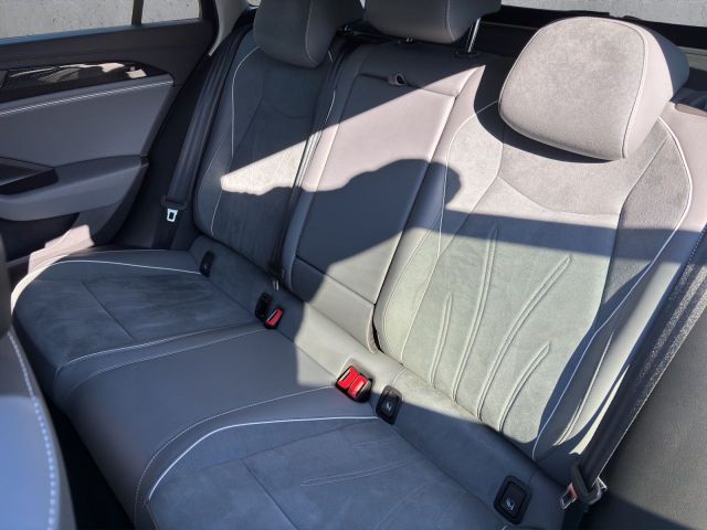 Passat Variant Business 1.5 eTSI AZV anklappbar