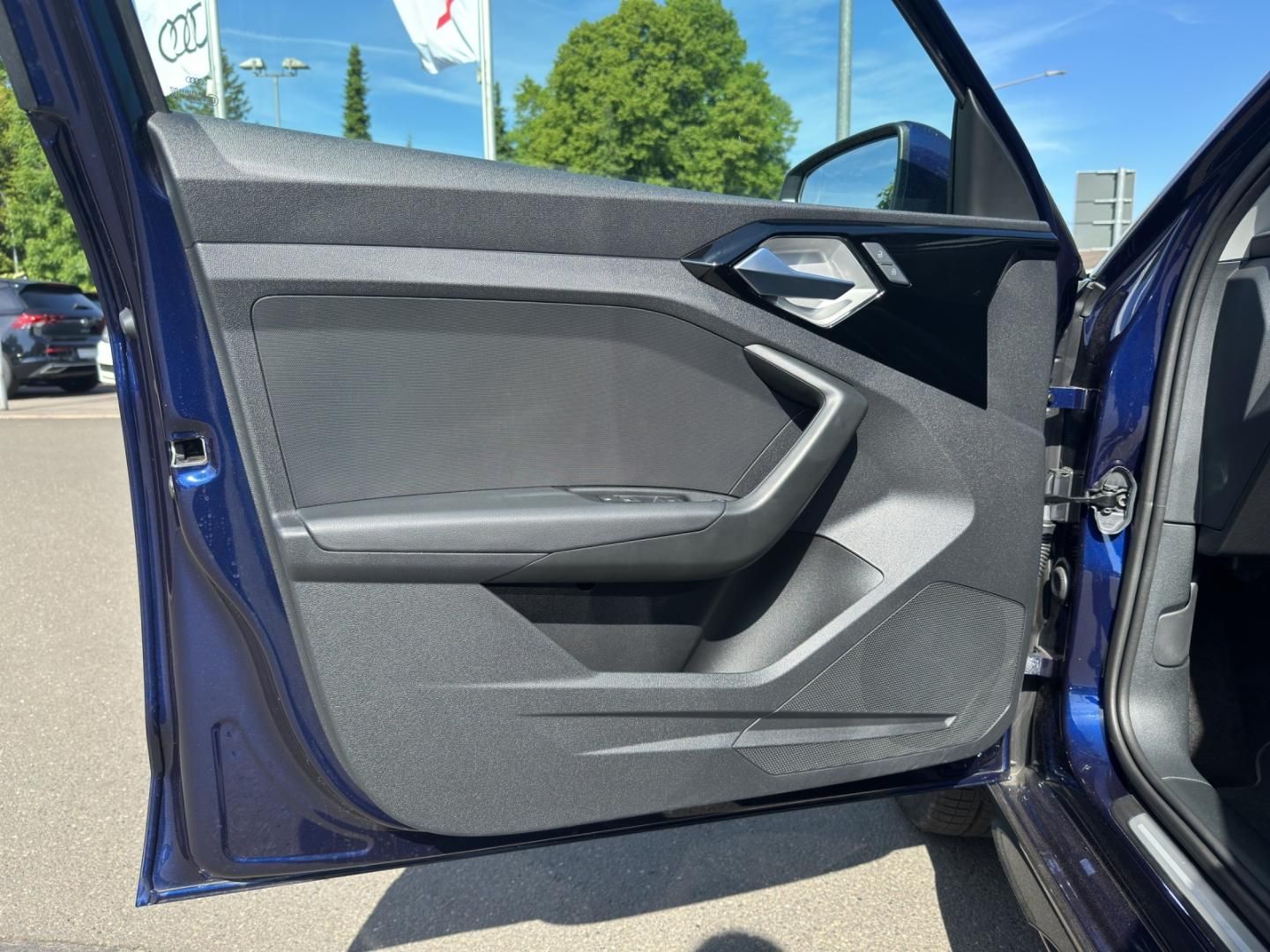 Fahrzeugabbildung Audi A1 allstreet 30 TFSI S-tronic LED Assist. Pak.