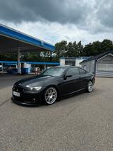 BMW Bmw e92 325d - BMW 325 mit Diesel-Antrieb: Coupé