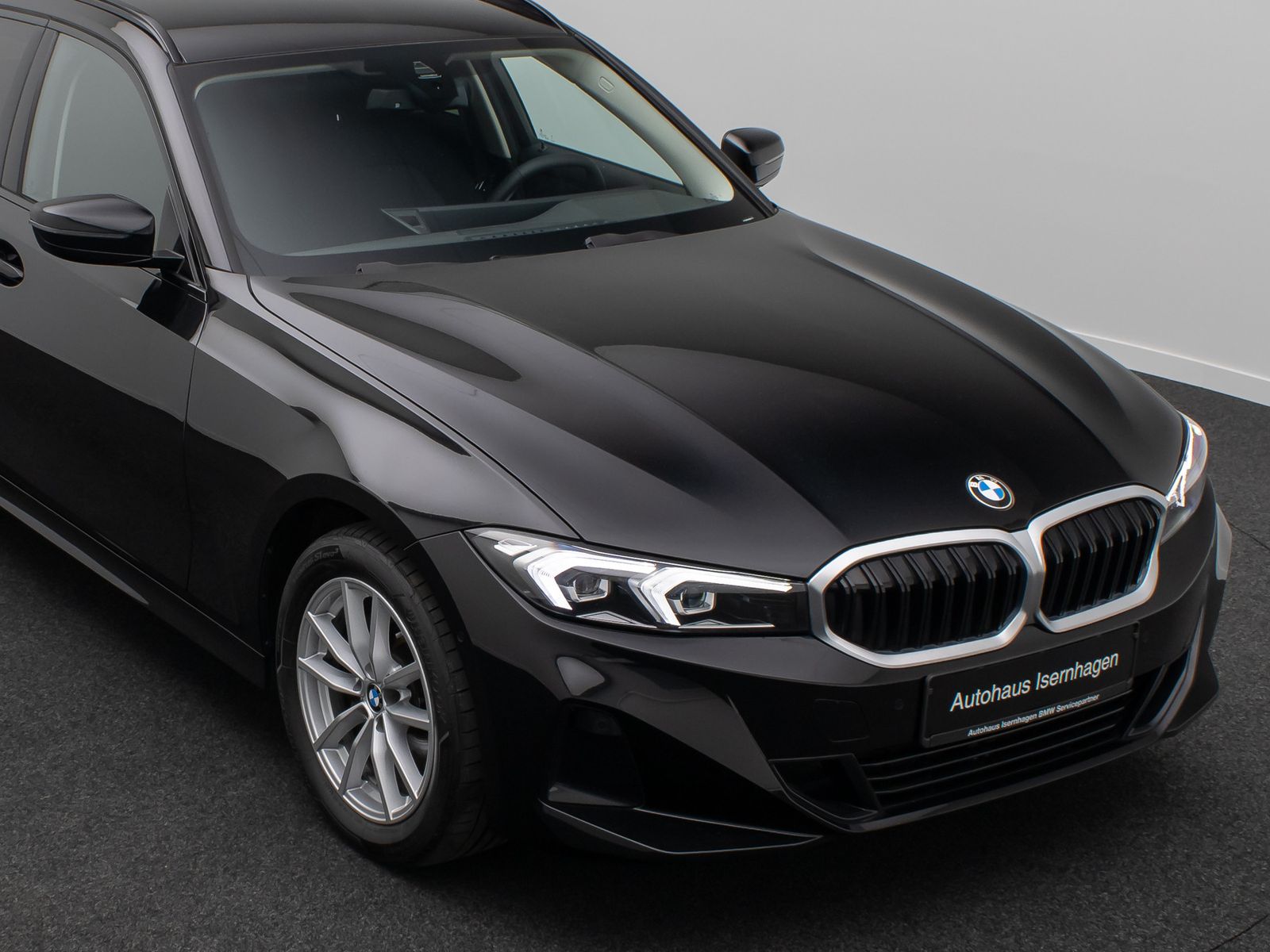 Fahrzeugabbildung BMW 318i DAB Alarm Kamera HiFi Widscreen Sport